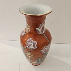 Vintage Hand Painted Vase Made In Macau W/ Weighted Bottom For Better St…
